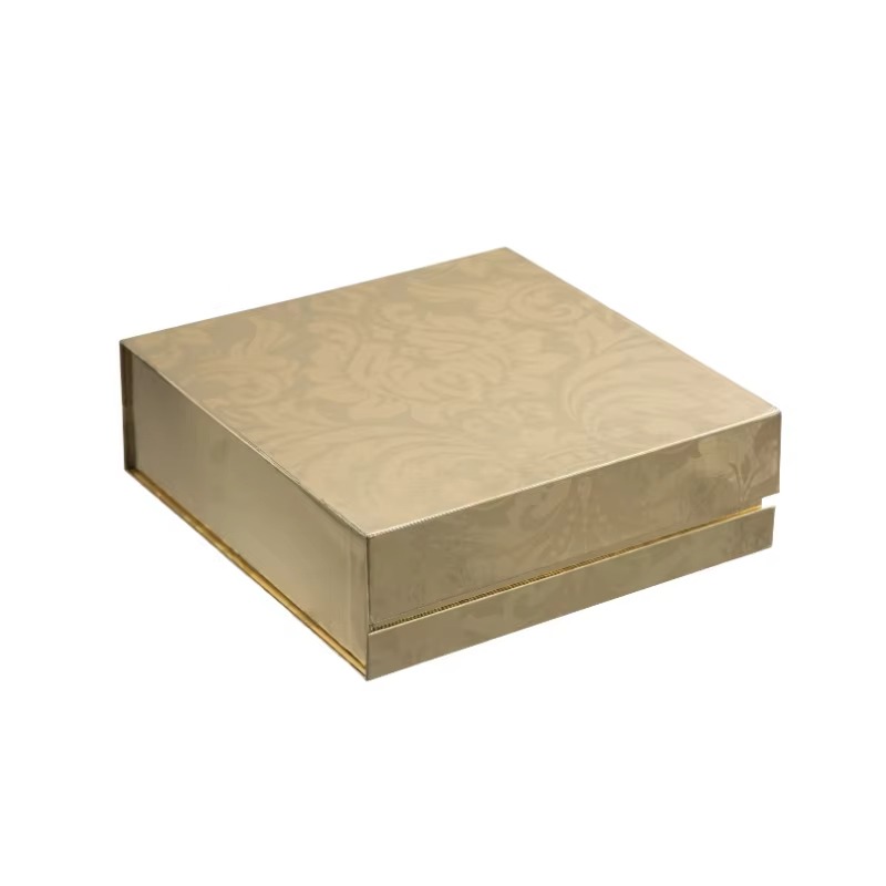 Scatola Regalo di Lusso Person - Luxury Gold Skincare recensione e prezzo